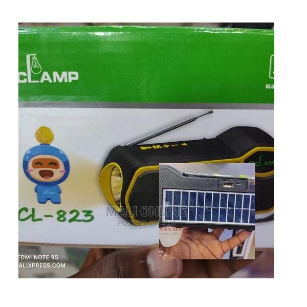 Επαναφορτιζόμενος φακός ηλιακού Bluetooth ηχείου 2 σε 1 CCLAMP CL-823