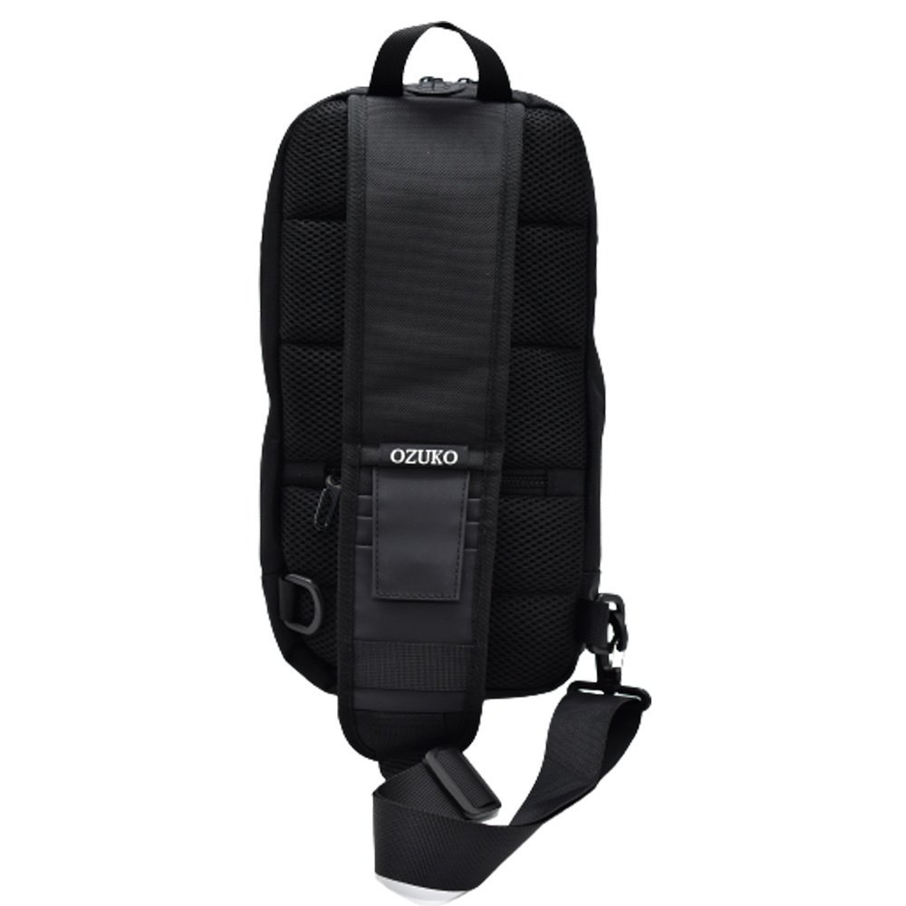 20220802211108_ozuko_9315_andriki_tsanta_stithous_se_mayro_chroma 1